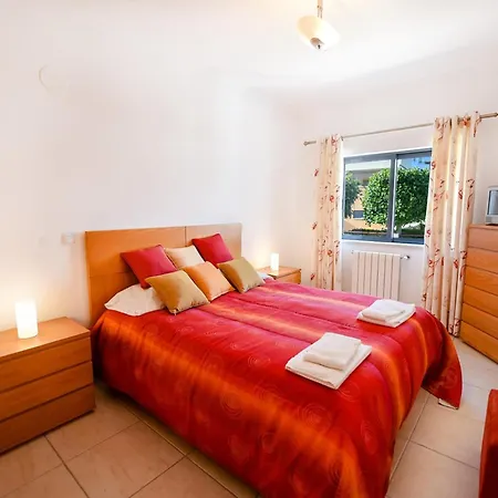 Apt. Casa Floreva Апартаменты Лагуш