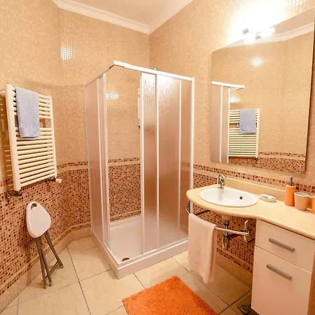 Apartament Apt. Casa Floreva *